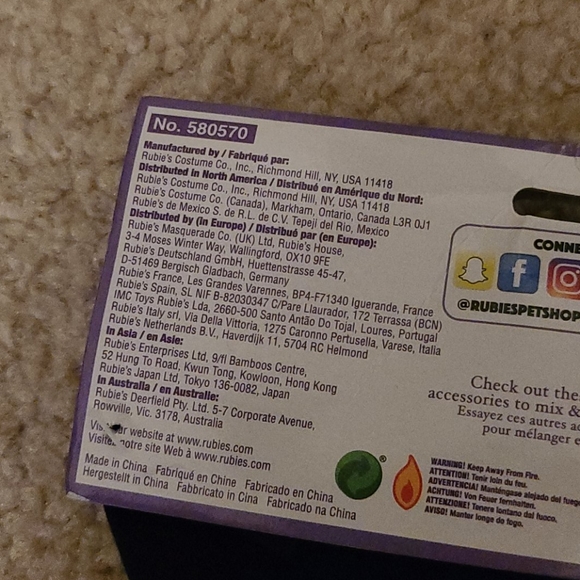 Rubie's Pet Shop Tuxedo Bandana - Picture 7 of 9